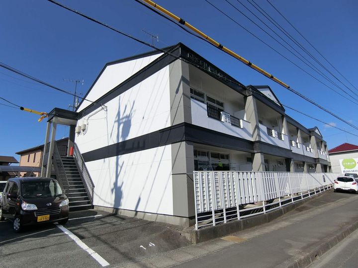 グリーンパレスの外観