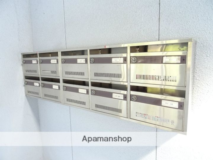 しとらす103の外観