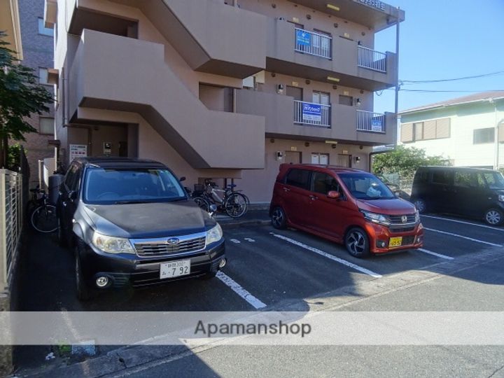 サンテラス初生の外観