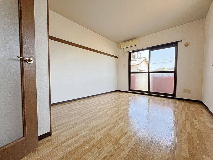 ドミールの内装