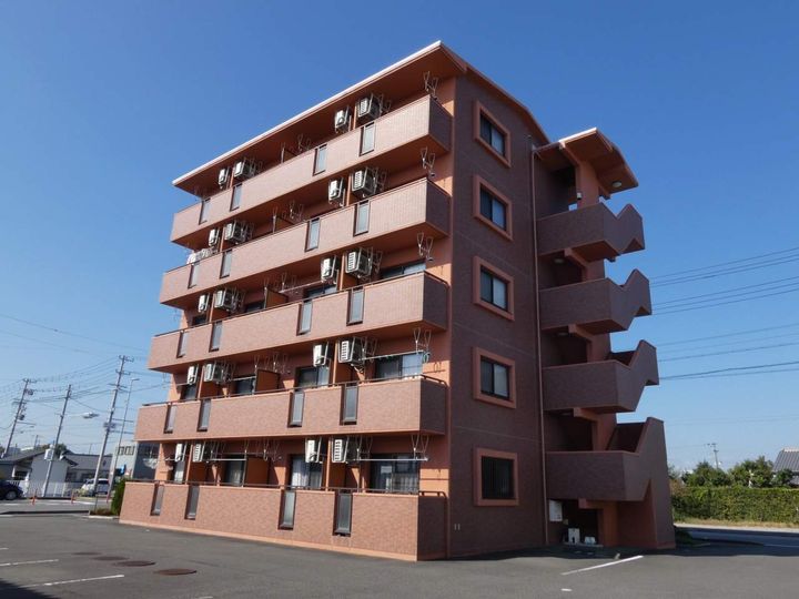 ドミールの外観