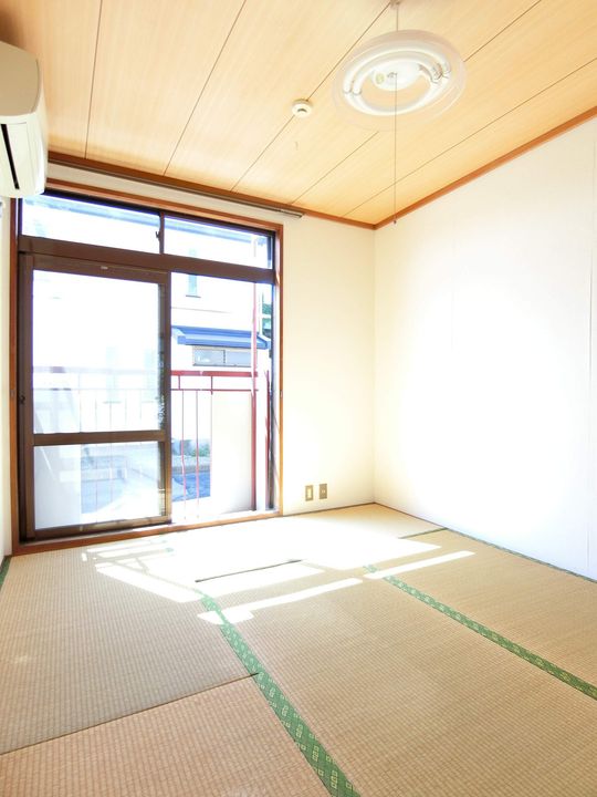 プログレスの内装