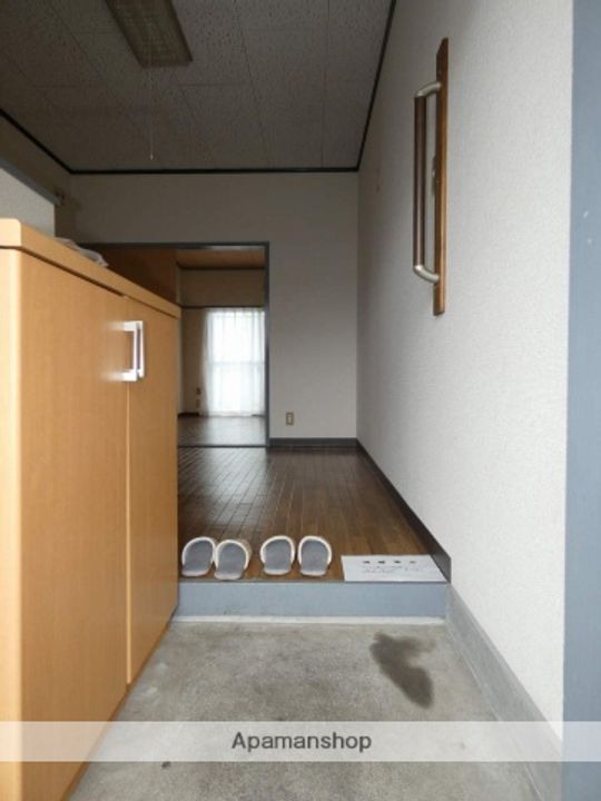 コーポ雅の玄関