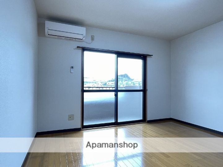 アンソレイユⅠの居間