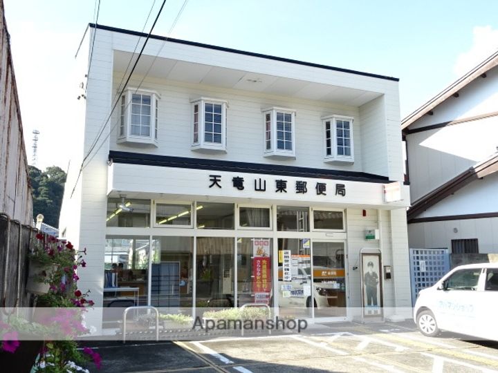 ポポラーレの周辺