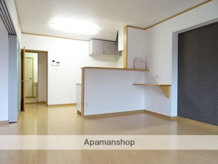 ボヌール片岡Ⅱ203の居間