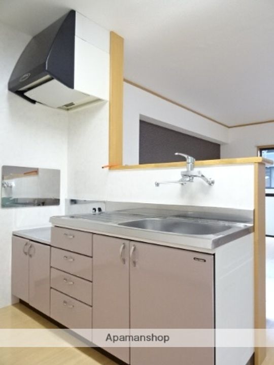 ボヌール片岡Ⅱ203のキッチン