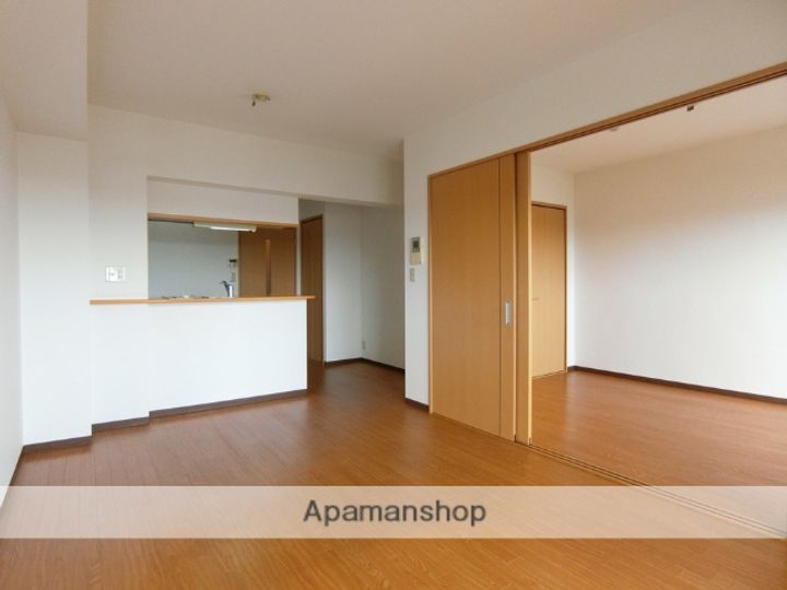 ラディアント306の居間