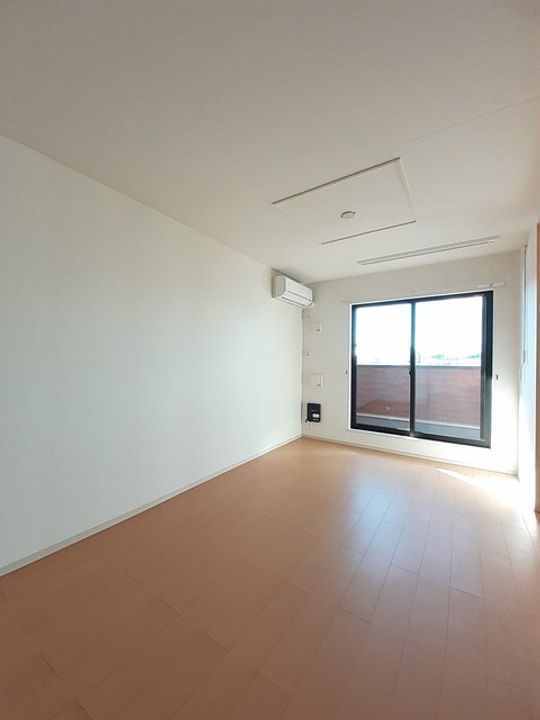 デュランタ小松の居間