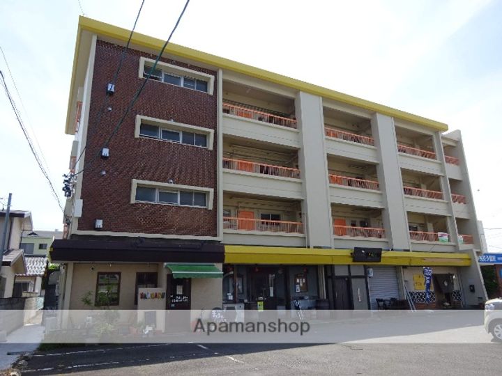 マンション小池の外観