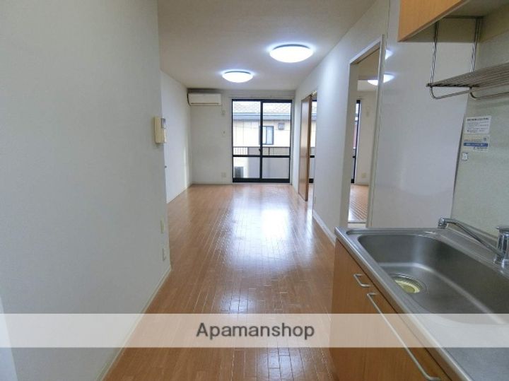 プラネット・テンB201の内装