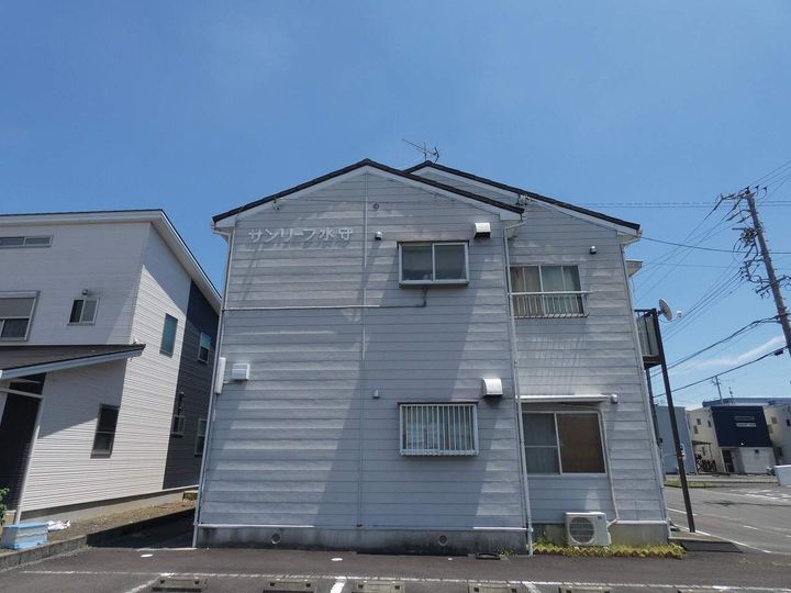 サンリーフ水守の外観