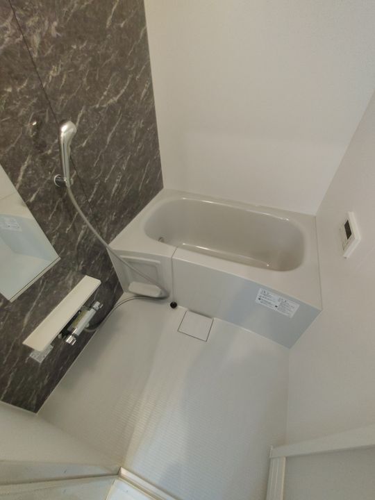 ルル・ミヤの風呂