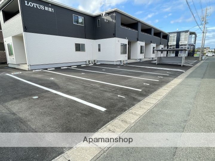 LOTUS新居の外観