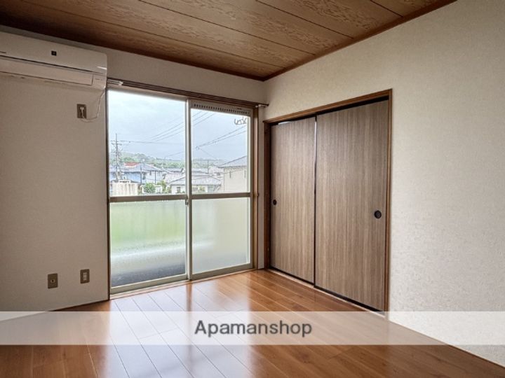 シュロスA203の居間