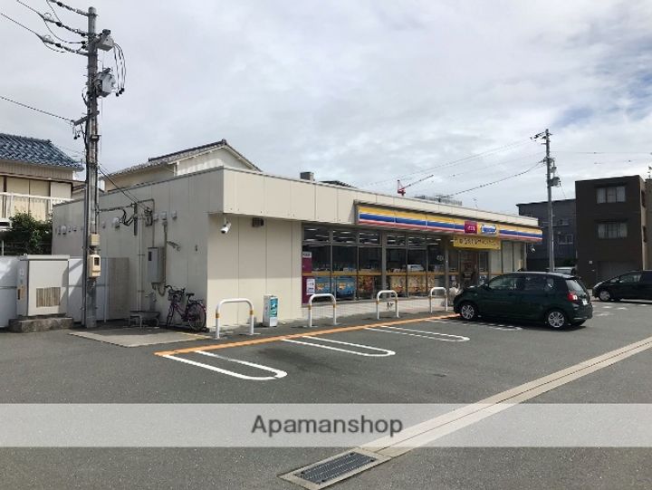 DーROOM下池川町の周辺