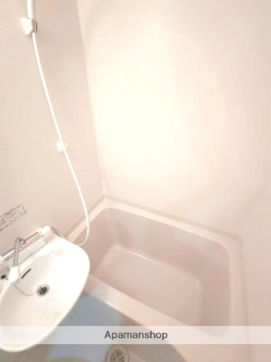リアライズ山下町の風呂