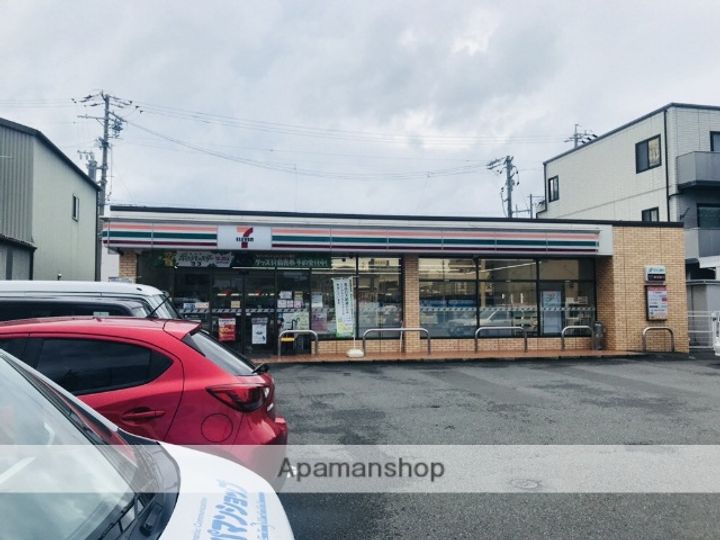 リアライズ山下町の周辺