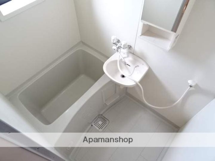 ハイツ航の風呂