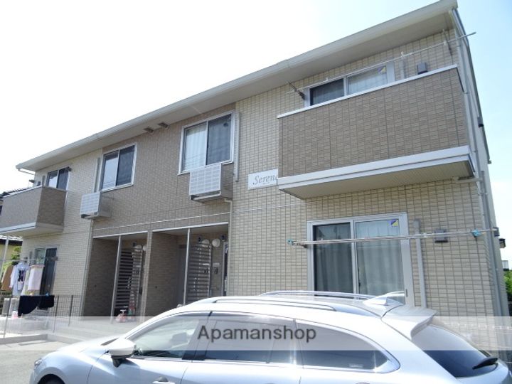 セレーナの外観