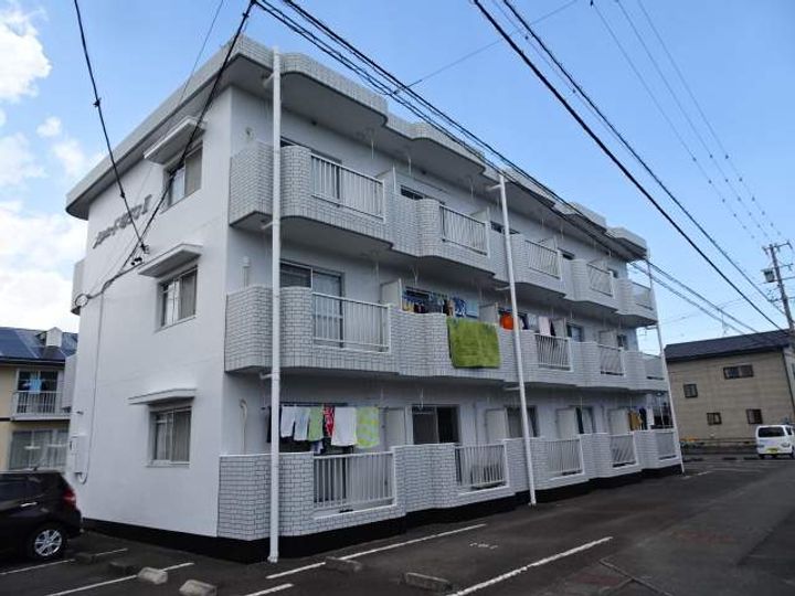 メルカードあさひⅡの外観