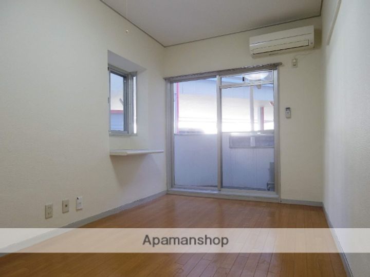 カレッジタウンウィング122の内装