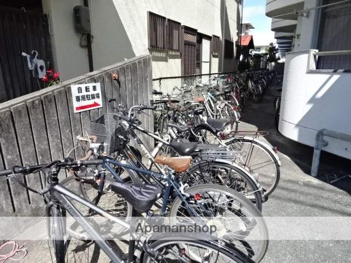 カレッジタウンウィング117の外観