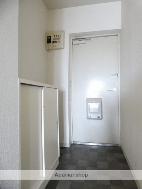 ポヌール半田の玄関