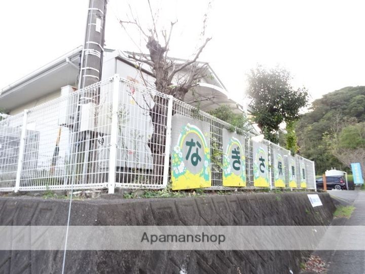 セザンヌ大知波の周辺