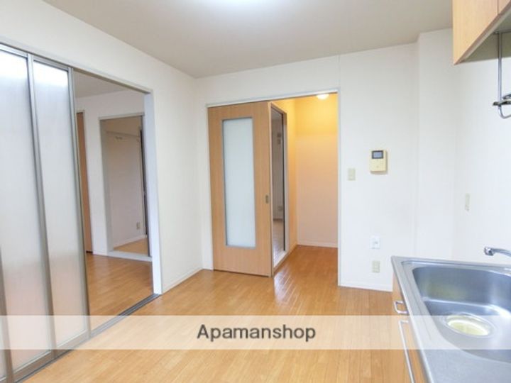 プラネット・テンAの内装