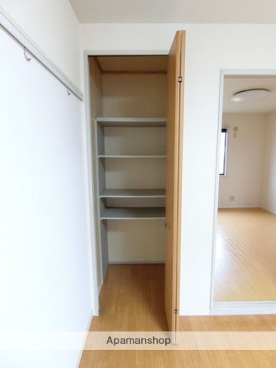 プラネット・テンAの内装