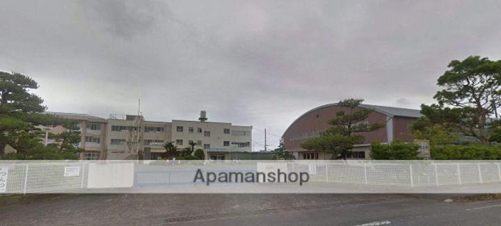 プラネット・テンAの周辺