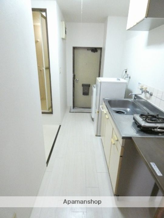 西浦コーポの内装