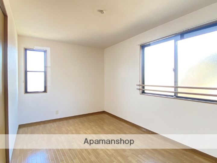 ソレーユ高町Bの内装