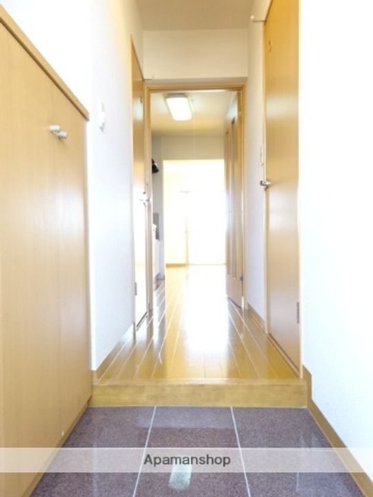 メゾーネ・オーブの玄関