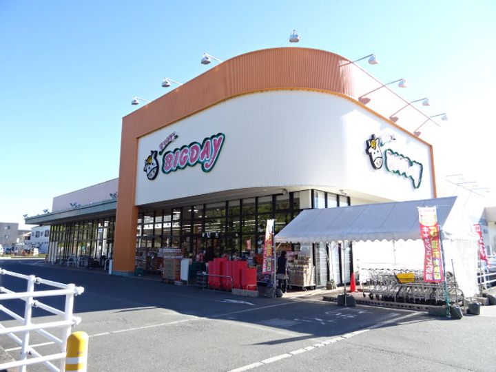 リバーサイドⅡの周辺