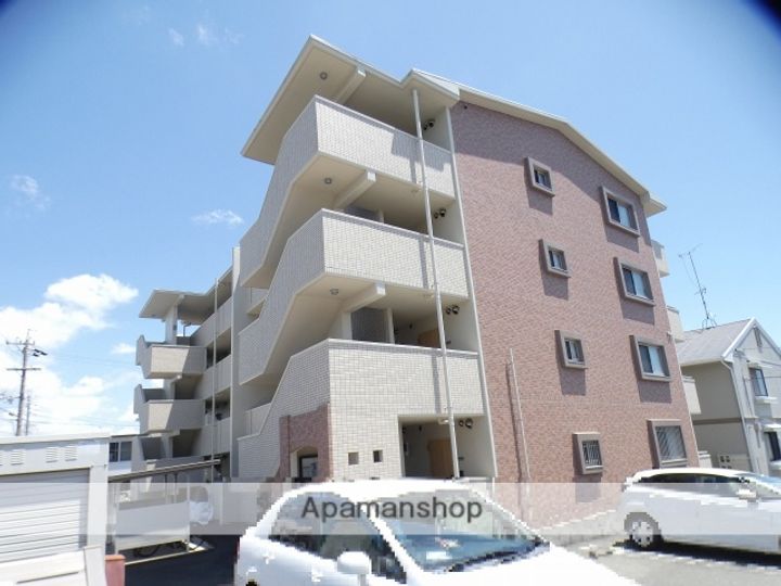 アルトモンターニュの外観