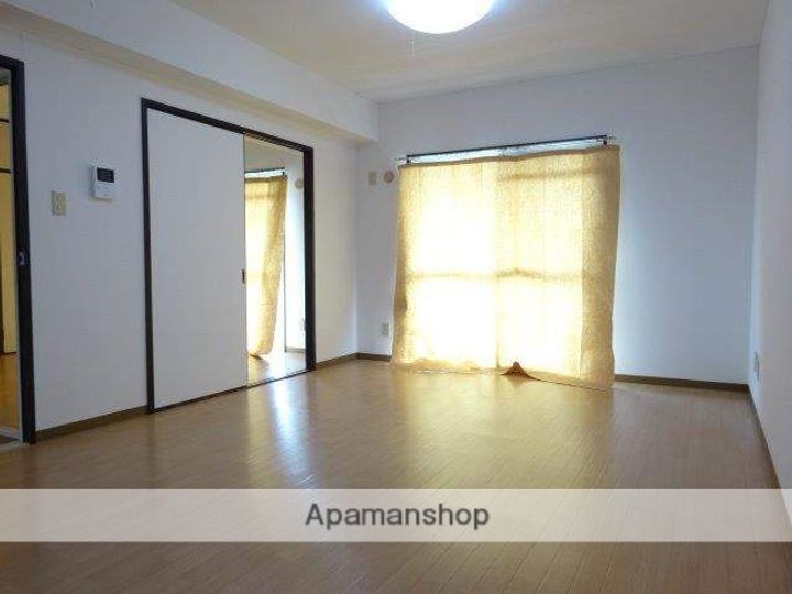 ストークマンションⅡの居間