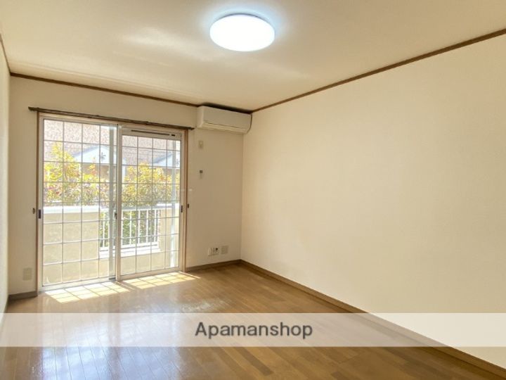 アベニュー平野Ⅵの居間