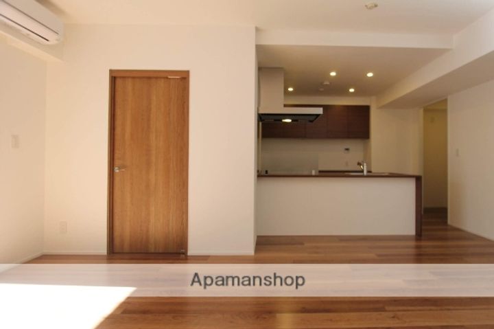 アートフォルム元城の居間