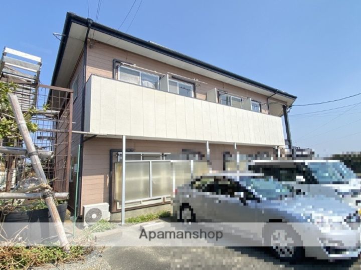 パステルグリーンの外観