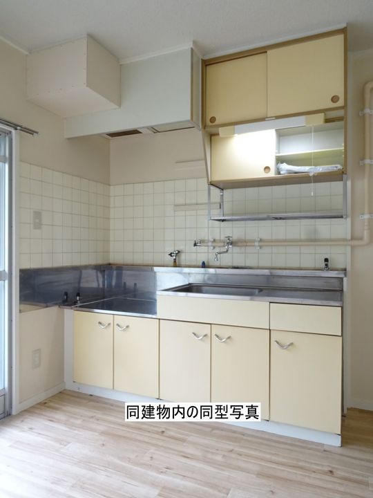 ビレッジハウス山王1号棟0303のキッチン