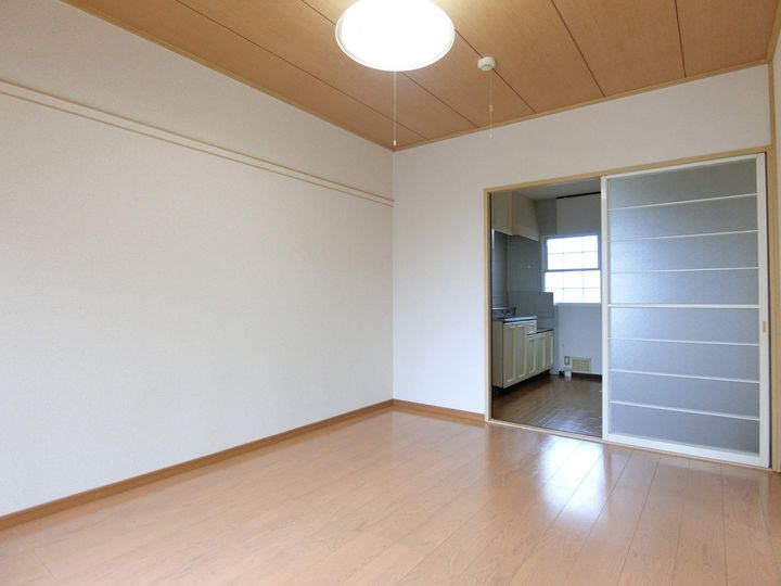 サンビレッジOGASA D棟103の内装