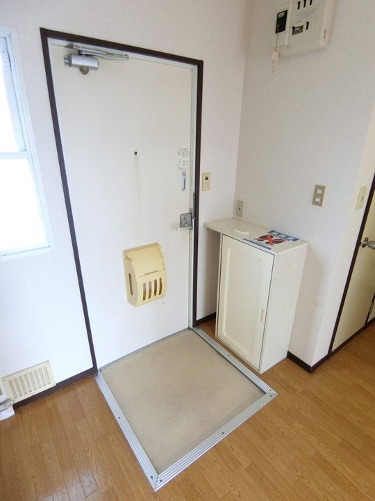 サンビレッジOGASA D棟103の玄関