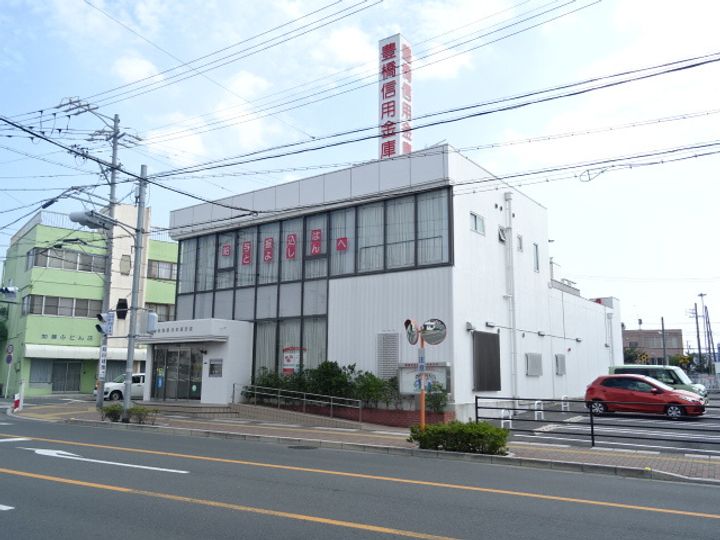 エル セレーノの周辺