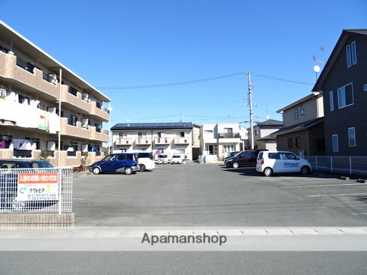 オアシスKOSAIの外観