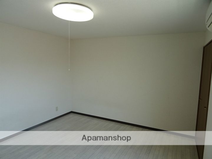 カモンビル202の内装