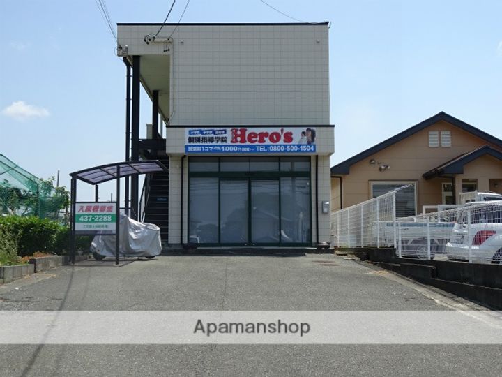 カモンビル202の外観