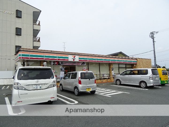 カモンビル202の周辺