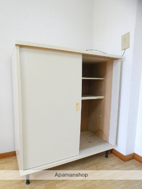 ハイツルピナスDの内装